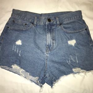 BDG Girlfriend High Rise Denim Shorts